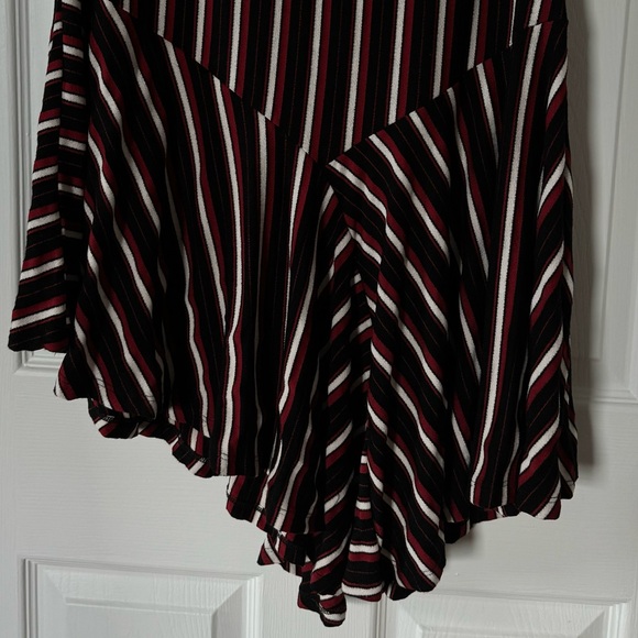 Striped skirt. Brazilian brand. Size L. - Picture 2 of 2
